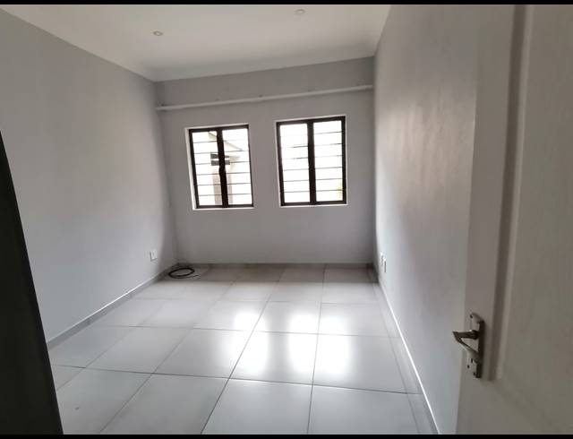 3 BEDROOM HOUSE FOR SALE IN GEELHOUTPARK